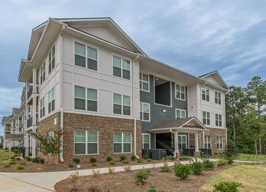 Dominium_Promenade_Exterior 1.jpg