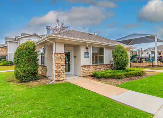 Laundry Room at Rosemont at Mayfield Villas, Texas