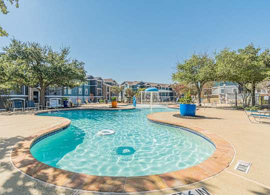 Dominium_Stoneridge_Pool1.jpg