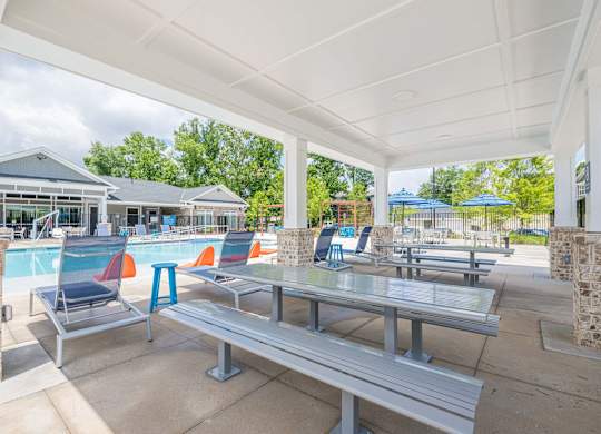 Swimming side seating area at The Meridian Apartments, Decatur, GA, 30032