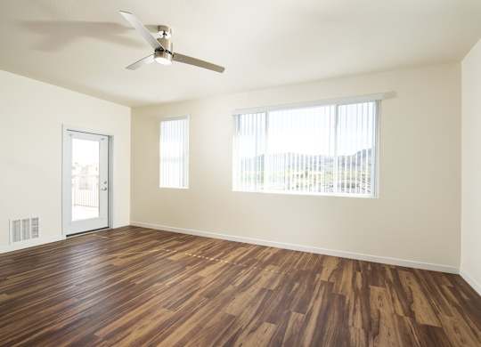Dominium_TheSafford_Apartments03.jpg