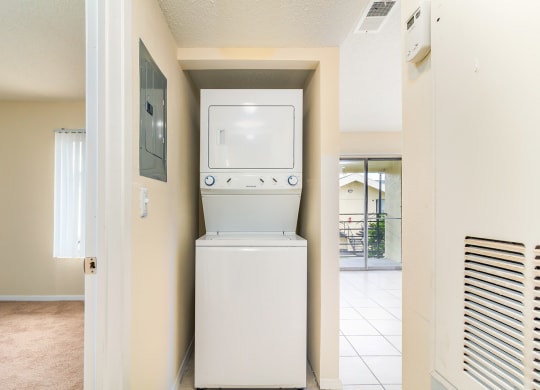 Dominium_Village at Delray_Vacant Apartment Stacked Washer & Dryer
