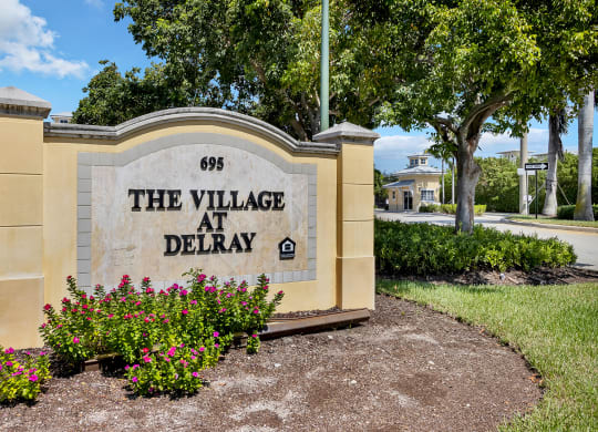 Dominium_Village at Delray_Exterior Monument Sign