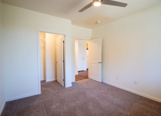 Unfurnished Bedroomat Vista Ridge Apartments, Phoenix, AZ