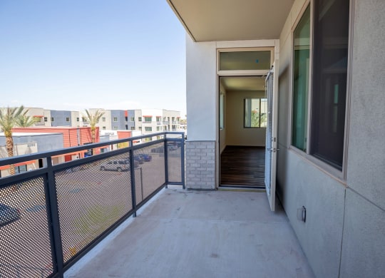 Balconyat Vista Ridge Apartments, Phoenix, AZ 85041