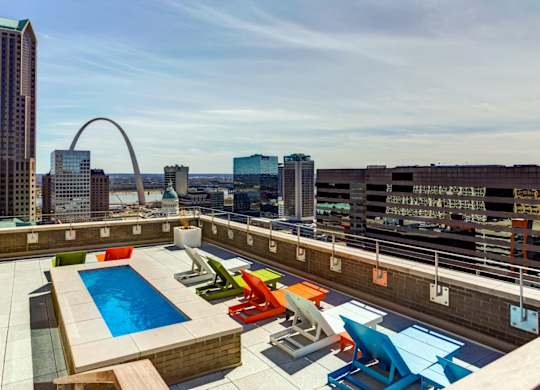 Rooftop patio and pool at Arcade Apartments, Missouri