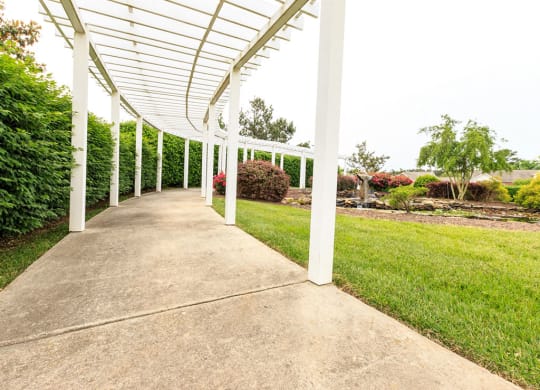 Trellis and walkway at Crosstimbers Apartments