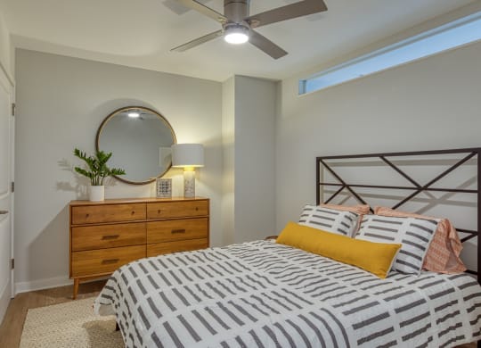 Shiplock Views Apartments bedroom