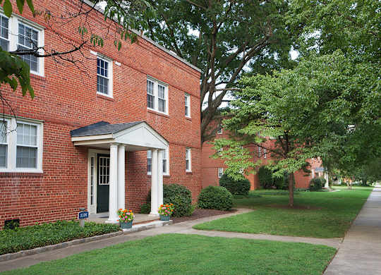 Kensington Exterior