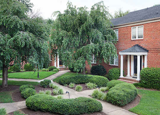 Kensington Exterior