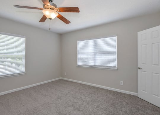 Avalon-Peaks-Apartments-Apex-NC-Bedroom