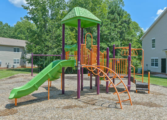 Avalon-Peaks-Apartments-Apex-NC-Playground2