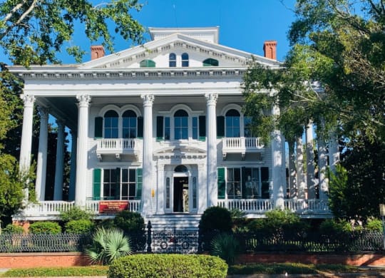 Elegant Exterior View Bellamy Mansion Wilmington at Pier 33 Apartments, North Carolina