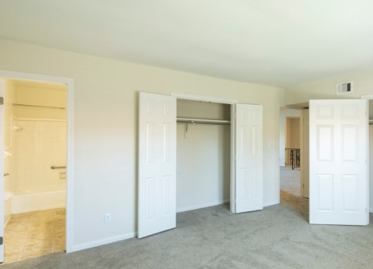 Bedrooms 1 at Haygood Hall apartments in Virginia Beach