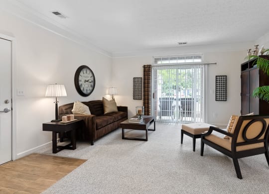 the preserve at ballantyne commons apartments living room at The Charleston, Columbus