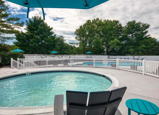 Jacuzzi Deck at The Everett  Apartments in Roanoke, VA 24018