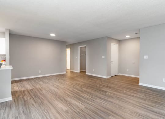 Living area Mill Creek