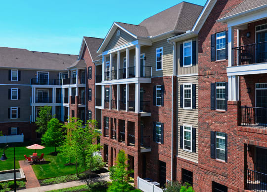 Strathmoor Apartments in Dublin OH Exterior at Strathmoor Apartments , Dublin, OH