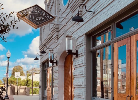 Neighborhood Places at Pier 33 Apartments, Wilmington