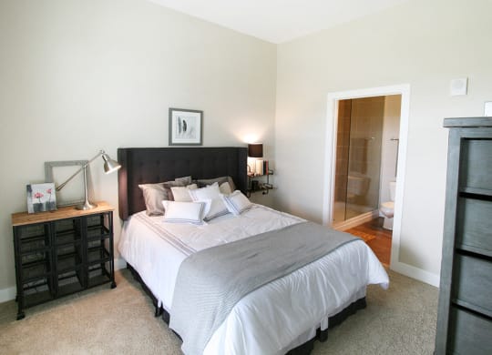 Bedroom at Hayden Lofts Apartments, Ohio, 43016