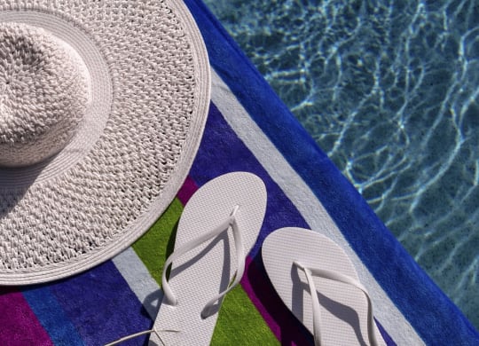Pool at Mariners Green Apartments in Newport News