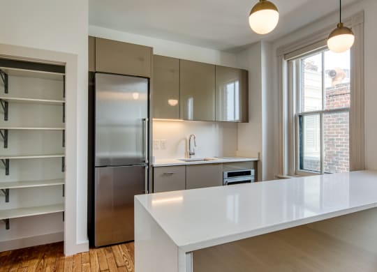 Kitchen 5_The Edgar Apartments