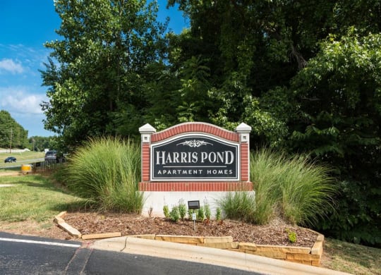 Harris Pond Apartments in Charlotte NC sign