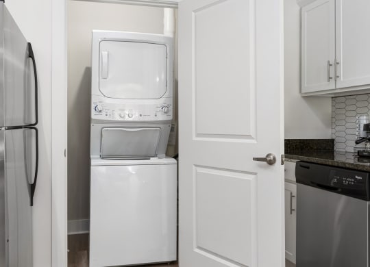 Laundry Room at Strathmoor Apartments , Dublin, Ohio