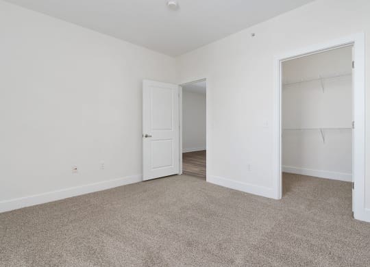 Empty Bedroom at Strathmoor Apartments , Dublin, Ohio
