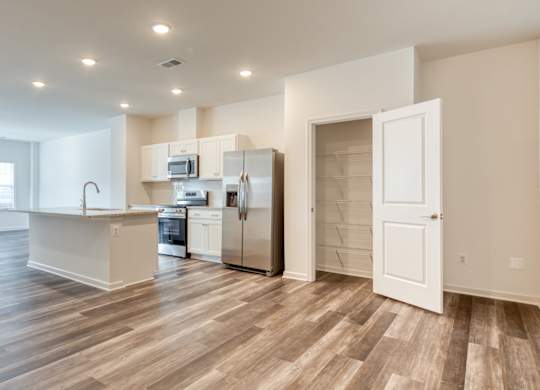 Fitted Kitchen With Island Dining at The Mark, Harrisonburg, Virginia