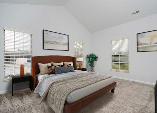 Comfortable Bedroom at Times Square, Ohio, 43016
