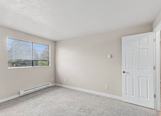 Room with Window at Peaks on Pines, Spokane Valley, Washington
