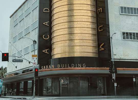 Tall building with a curved facade at 701 Hudson, California