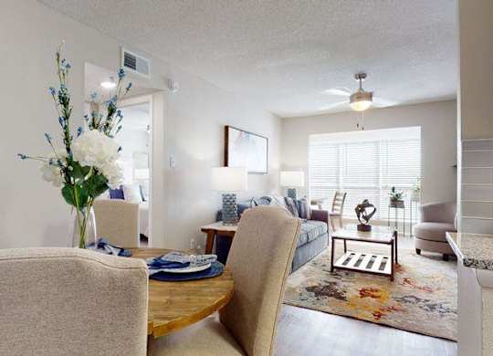 Dining And Living Area at Breckinridge Vue, Duluth, 30096