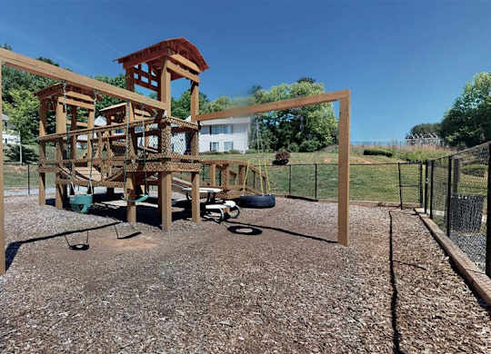 Open Play Area at Vue on Medlock, Peachtree Corners, GA, 30092