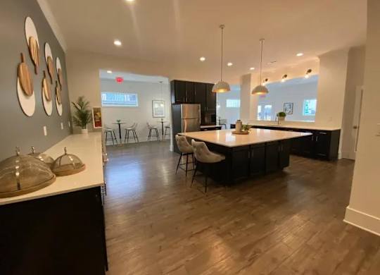 Eat In Kitchen at Cumberland Pointe, Smyrna, Georgia