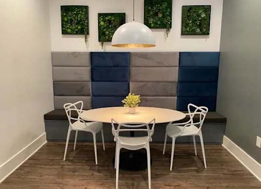 Dining Area at Cumberland Pointe, Georgia, 30080