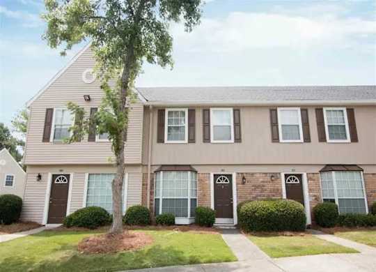Exterior View at Cumberland Pointe, Smyrna, GA, 30080