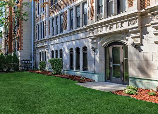 Front View Of Property at Sheridan Park, Chicago, Illinois