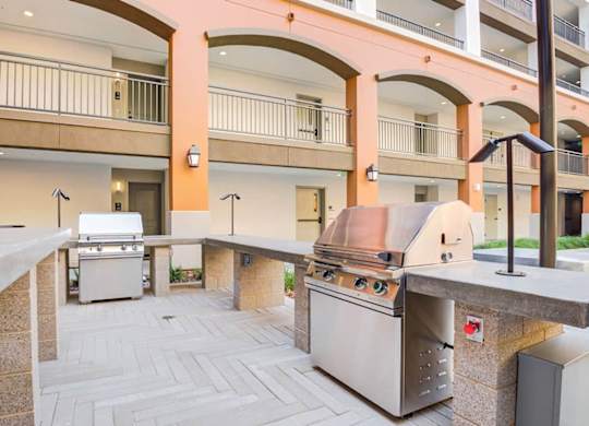 Patio with grill at Renaissance Square, Concord, CA, 94520