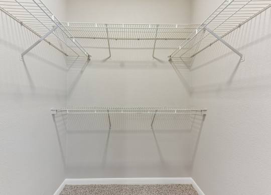 Closet View at Sonterra Apartment Homes, Texas