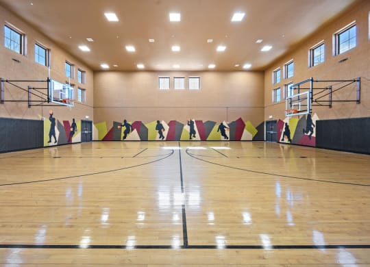 Basketball Court at Las Brisas Apartments in Round Rock, Texas
