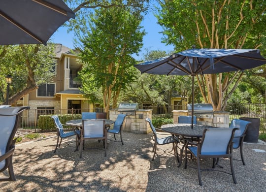 Outdoor Grill And Patio at Sonterra Apartment Homes, Austin, 78726
