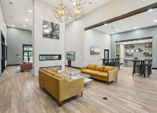 commons living room and dining room at Ventana Oaks Apartments, Texas