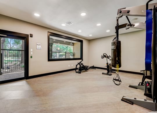 Gym at Ventana Oaks Apartments, Austin, TX