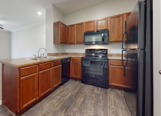 Fully Equipped Kitchen at The Canyons Apartments, Fort Worth, 76116