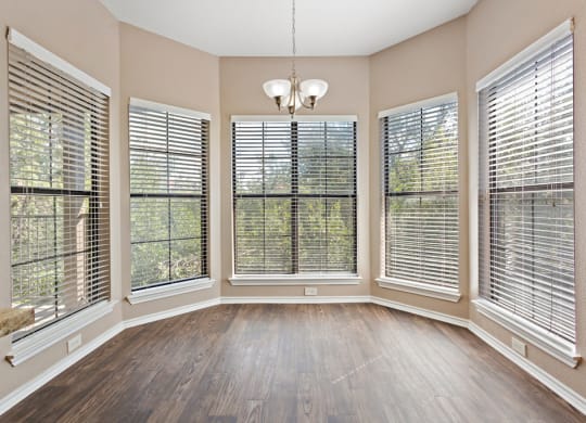 Large Windows at Waters Edge Apartment Homes, Georgetown, TX