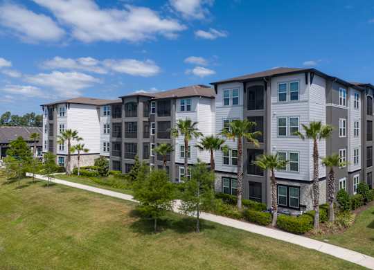 Exterior of Apartment Complex at The Oasis at Town Center Apartments, Jacksonville, 32246