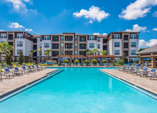 Saltwater Beach Entry Pool at The Oasis at Crosstown, Florida