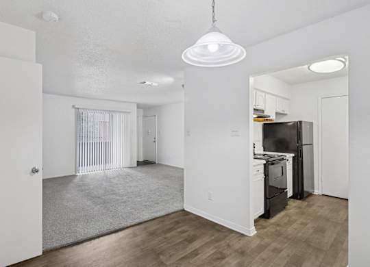 600 Baylor Apartments in Longview, TX b2 dining room